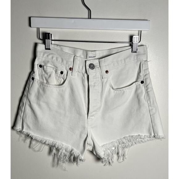 Moussy Shorts 0/US XS White High Rise Denim Raw Hem Button Fly Jean Shorts EUC - Picture 1 of 9